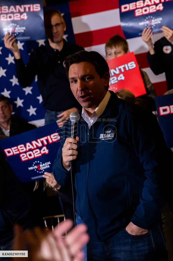 Republican presidential candidate Ron DeSantis