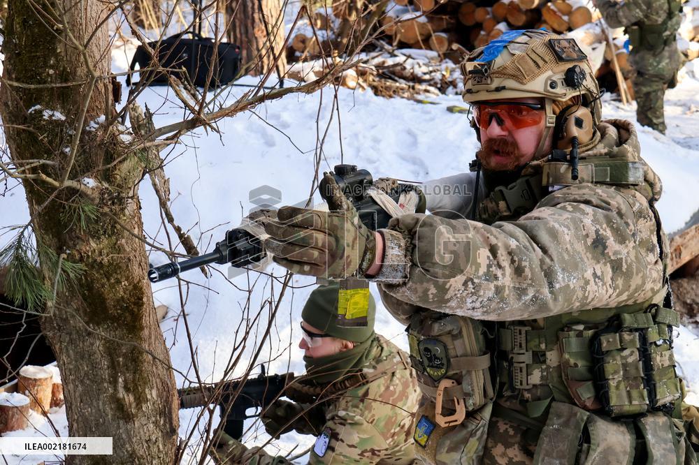 Training to prepare for National Resistance held in Kyiv