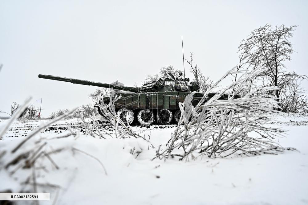 Tankers conduct training in Zaporizhzhia sector
