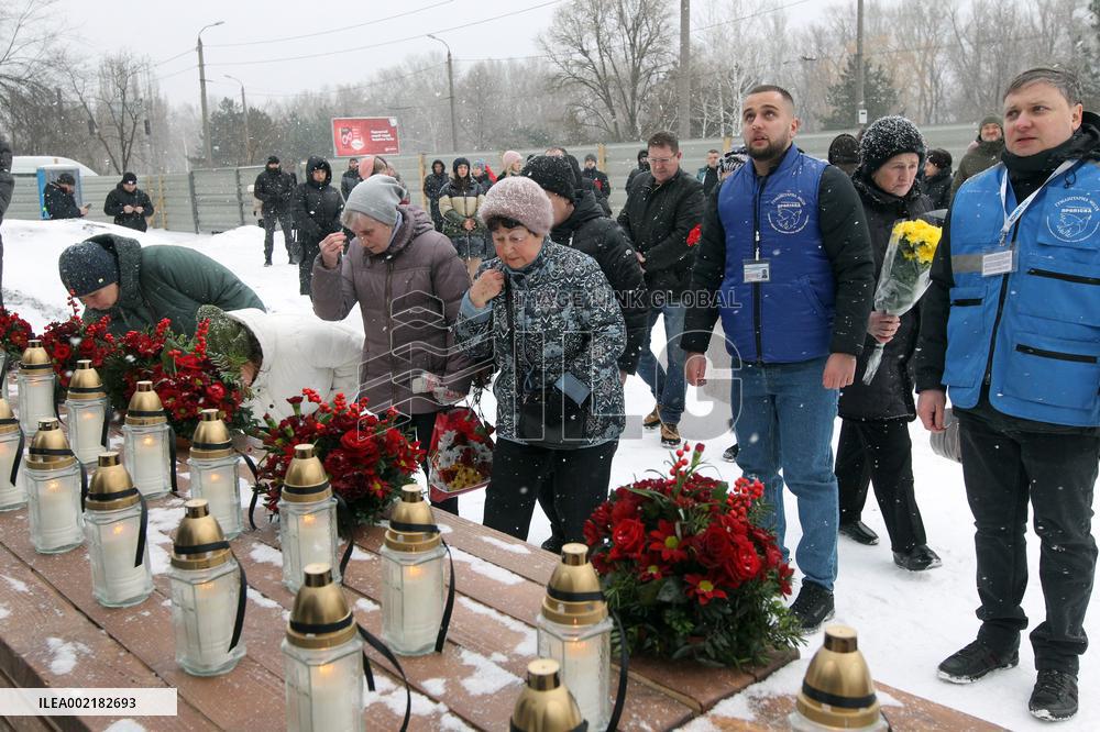 Victims of Russian missile attack remembered in Dnipro