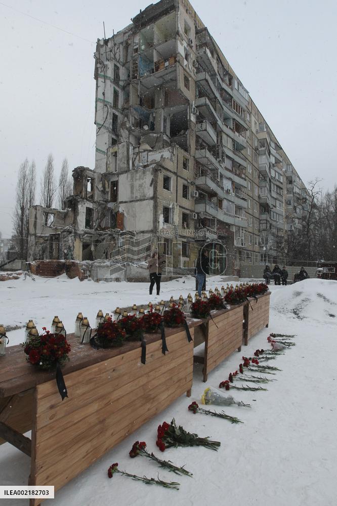Victims of Russian missile attack remembered in Dnipro