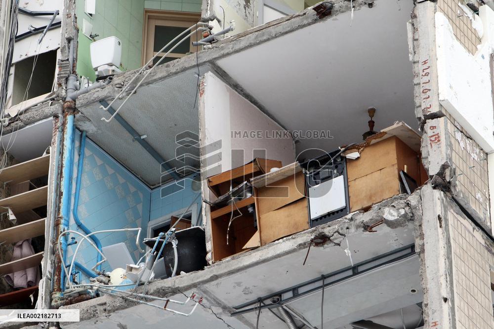 Victims of Russian missile attack remembered in Dnipro