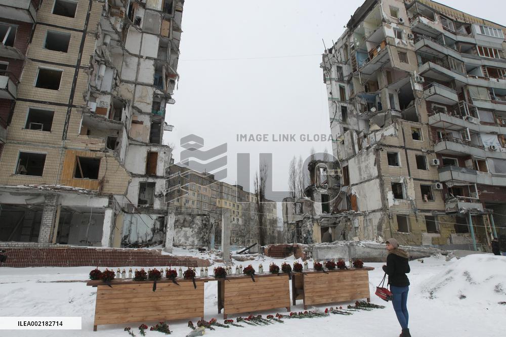 Victims of Russian missile attack remembered in Dnipro