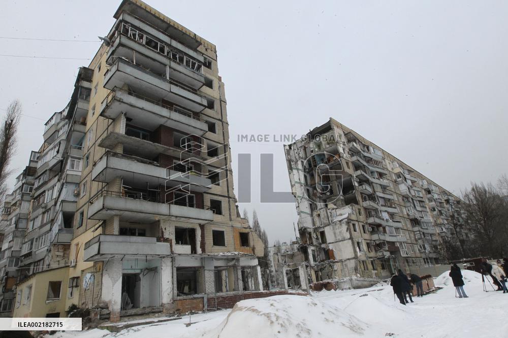 Victims of Russian missile attack remembered in Dnipro