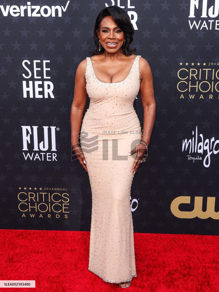 29th Annual Critics' Choice Awards Arrivals - LA