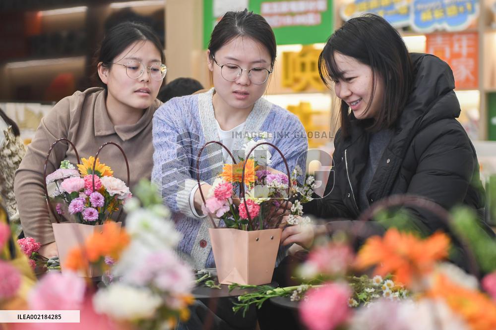 CHINA-HUBEI-WUHAN-NIGHT SCHOOLS (CN)