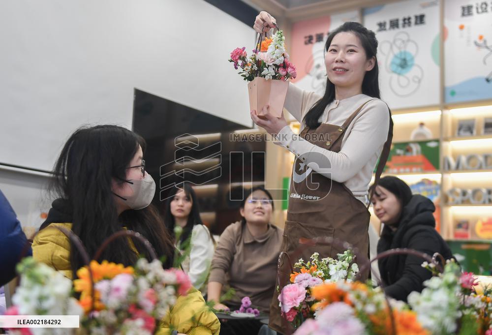 CHINA-HUBEI-WUHAN-NIGHT SCHOOLS (CN)