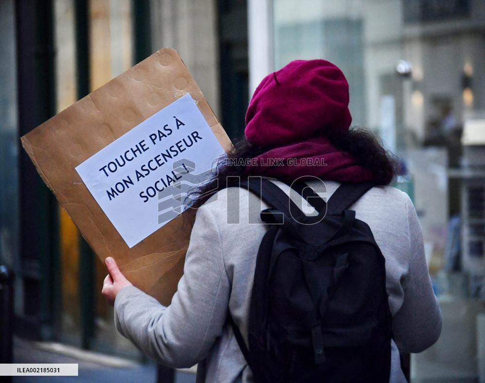 Protest against the closure of preparatory classes for the grandes ecoles