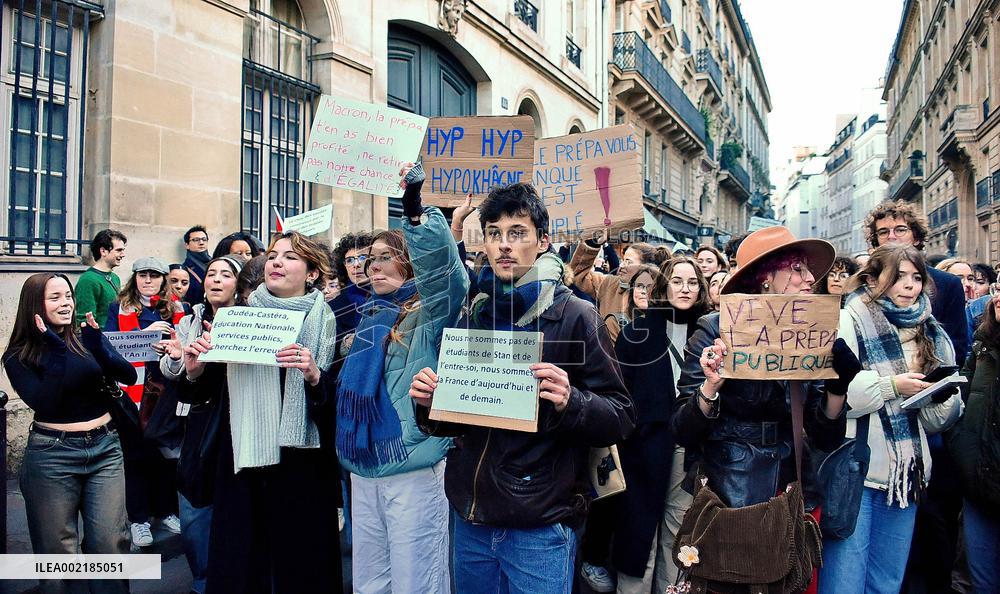 Protest against the closure of preparatory classes for the grandes ecoles