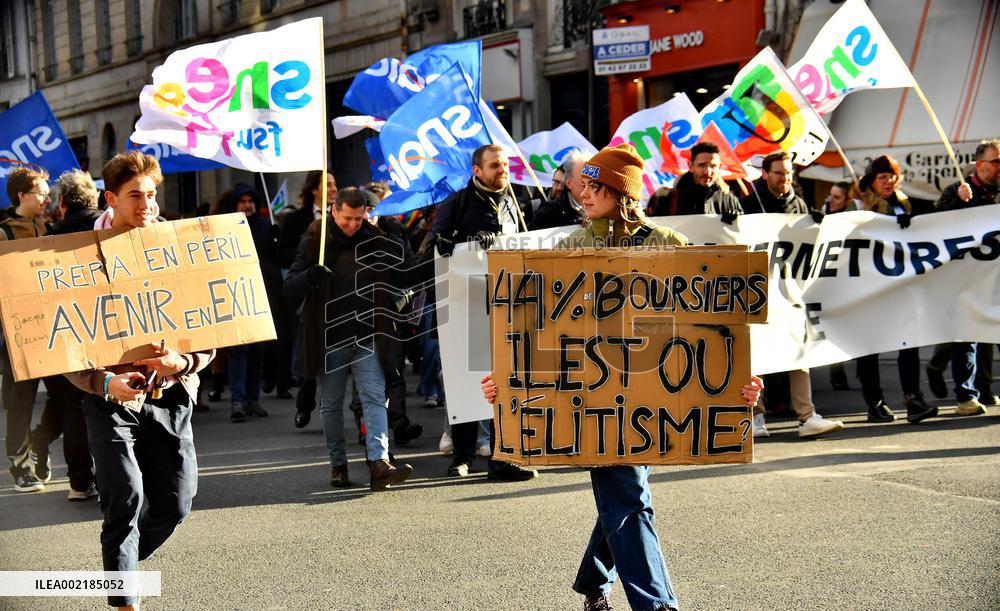 Protest against the closure of preparatory classes for the grandes ecoles