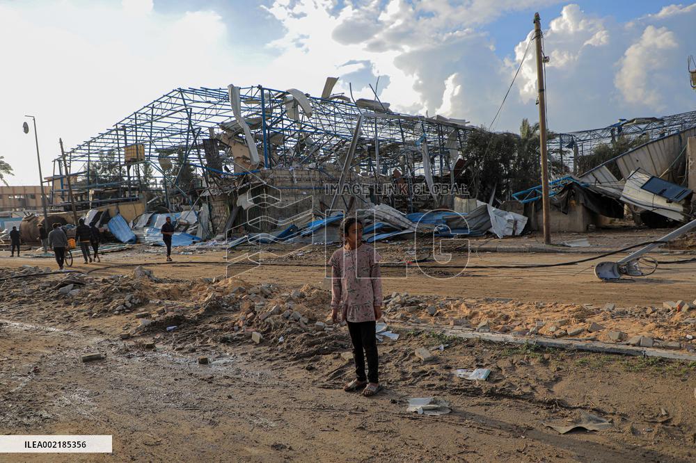 MIDEAST-GAZA-DEIR EL-BALAH-ISRAEL-ATTACKS-AFTERMATH