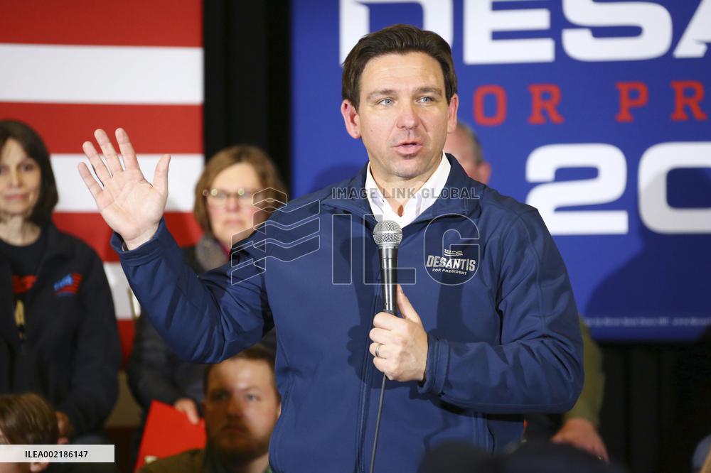 U.S. presidential election season kicks off in Iowa