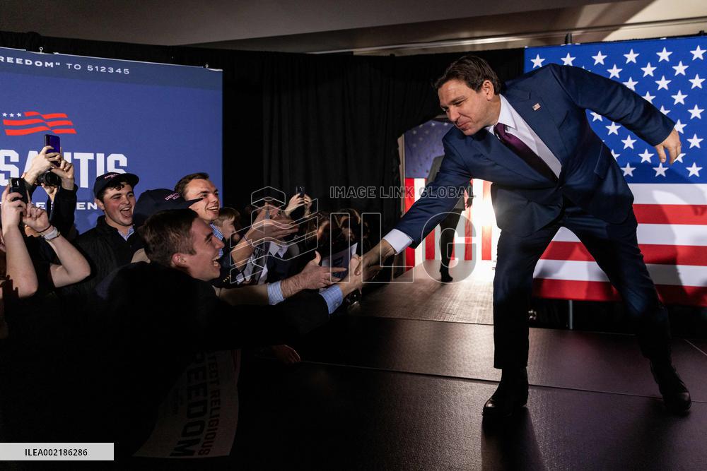 Republican presidential candidate Ron DeSantis