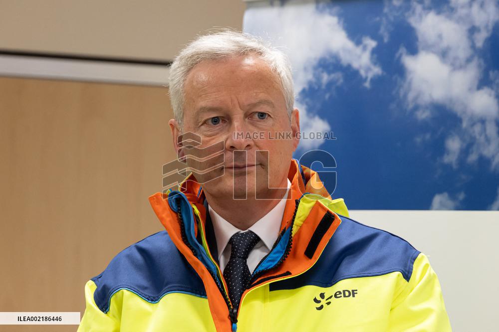 Bruno Le Maire Visits Nuclear Power Plant - Gravelines