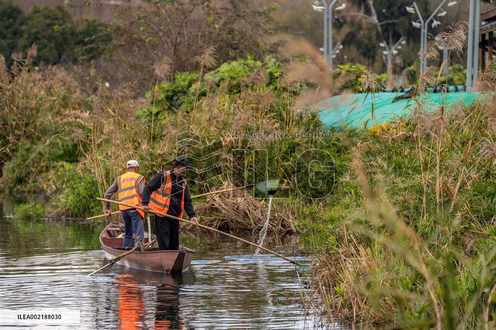 CHINA-YUNNAN-KUNMING-DIANCHI LAKE-WATER QUALITY (CN)