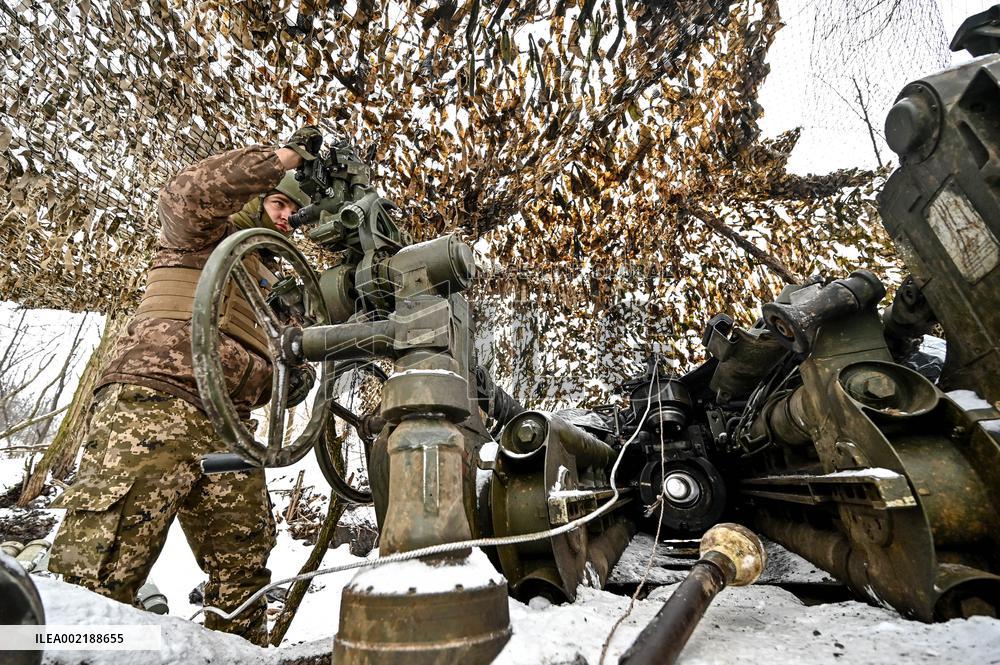 Soldiers of 406th Separate Artillery Brigade defend Zaporizhzhia direction