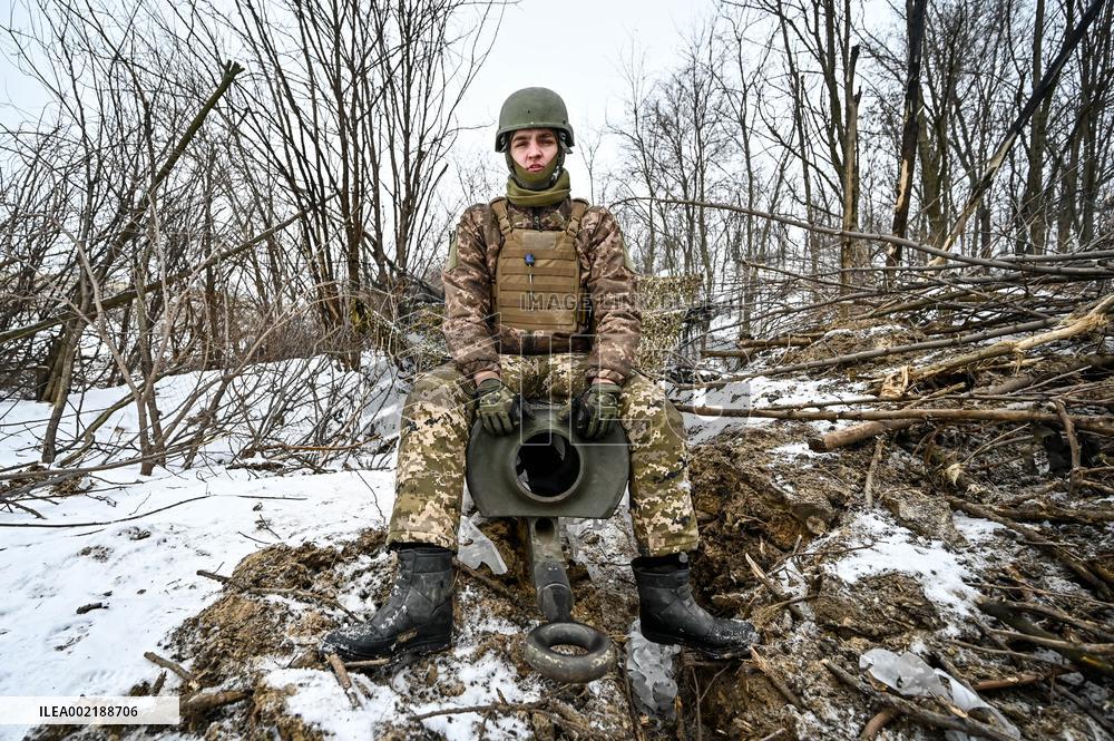 Soldiers of 406th Separate Artillery Brigade defend Zaporizhzhia direction