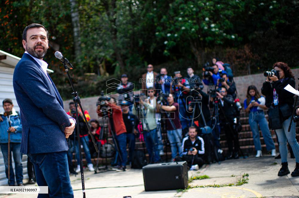 Bogota's Mayor Carlos Fernando Galan