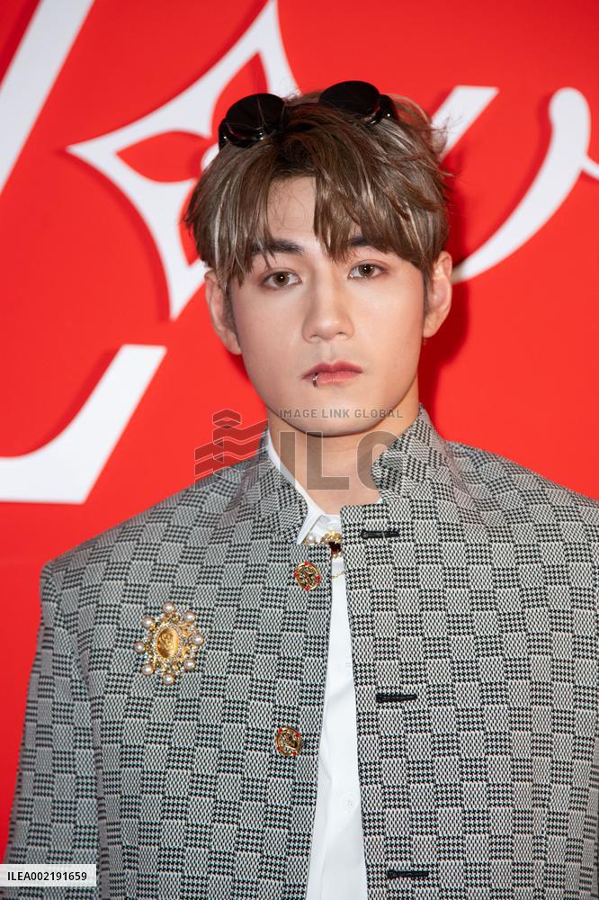 PFW Louis Vuitton Photocall
