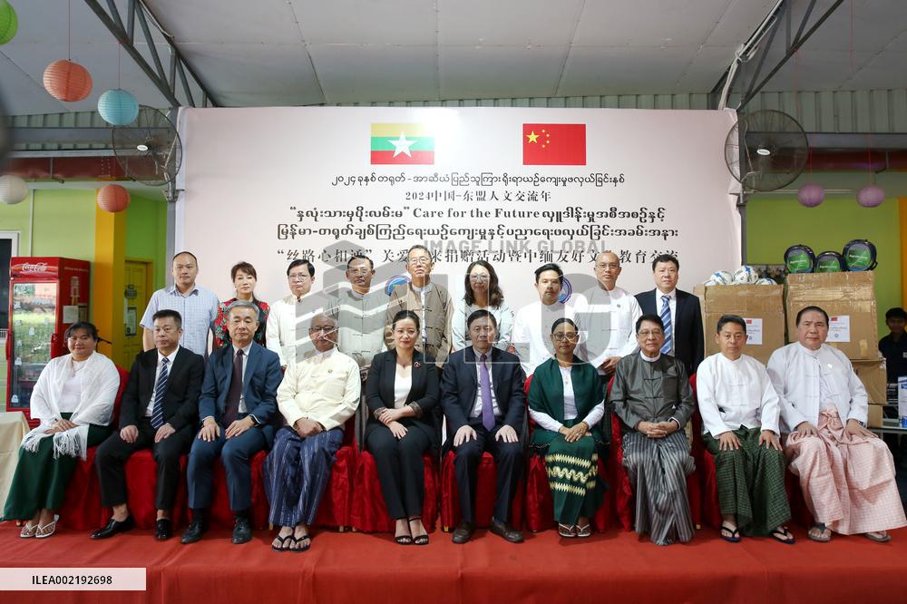 MYANMAR-YANGON-DONATION-SCHOOL MATERIALS