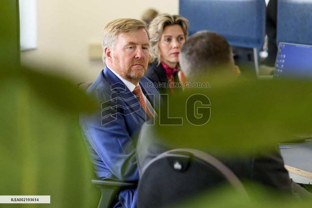 Dutch King Visits Organization Of Bailiffs - The Hague