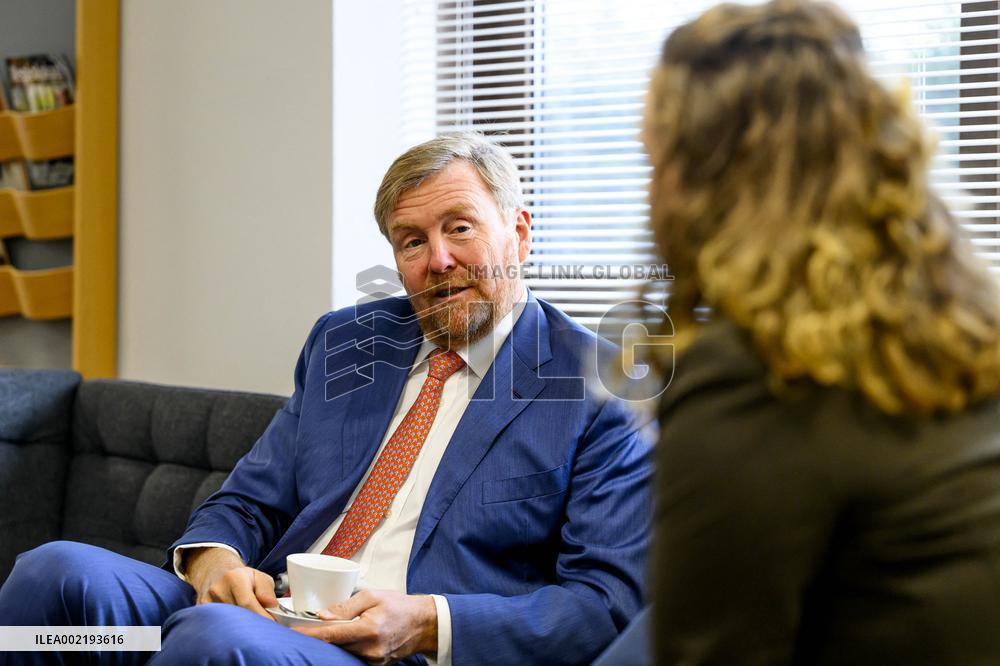 Dutch King Visits Organization Of Bailiffs - The Hague