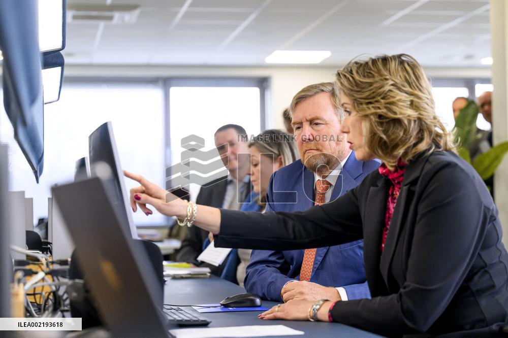 Dutch King Visits Organization Of Bailiffs - The Hague