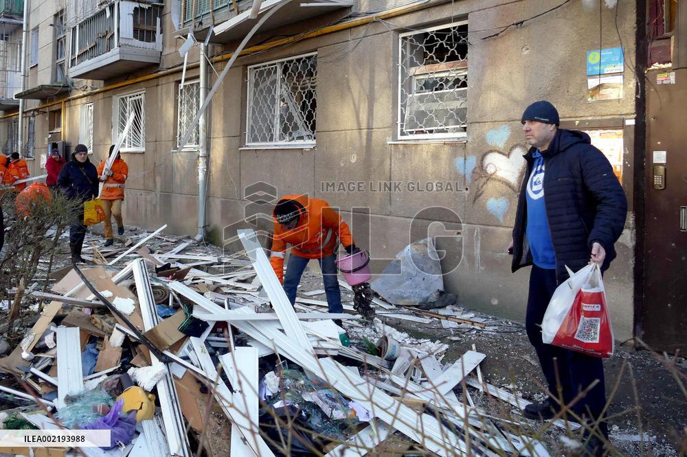 Russians attack Odesa with drones at night