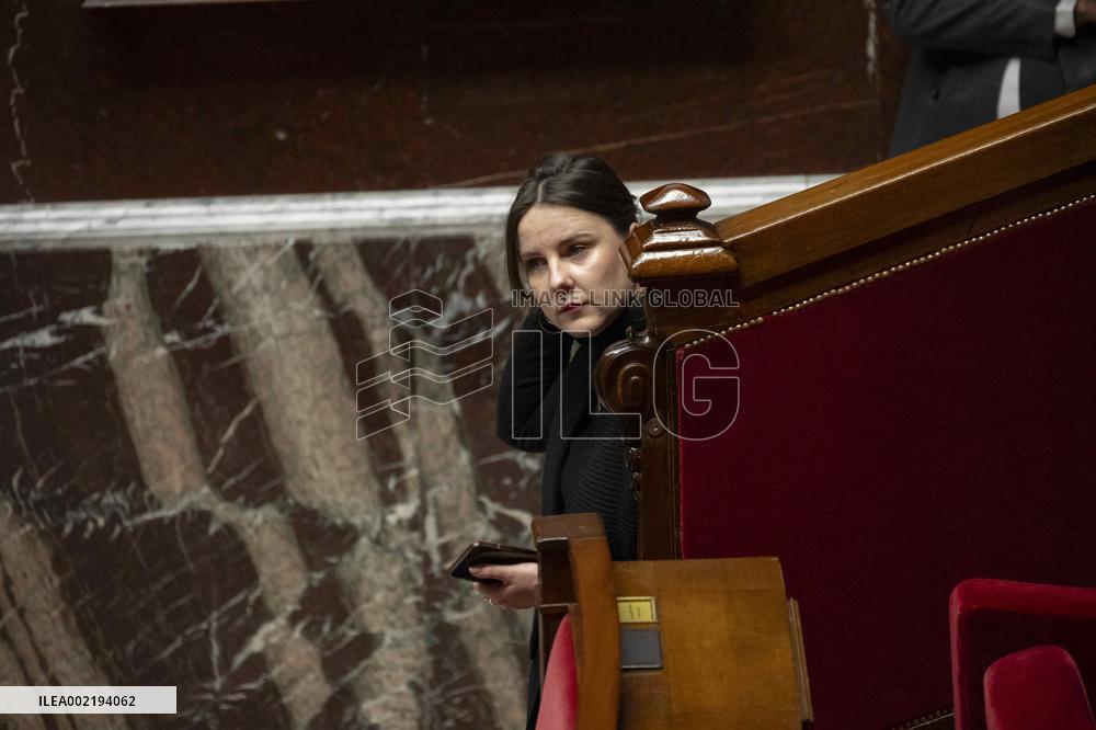 Questions To The Government - Paris