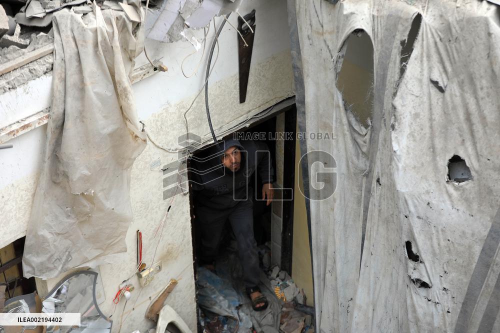 MIDEAST-GAZA-RAFAH-ISRAEL-AIRSTRIKE-AFTERMATH