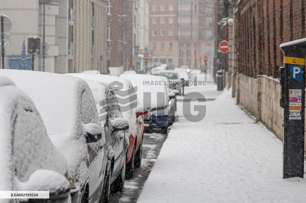 FRANCE-LILLE-SNOW