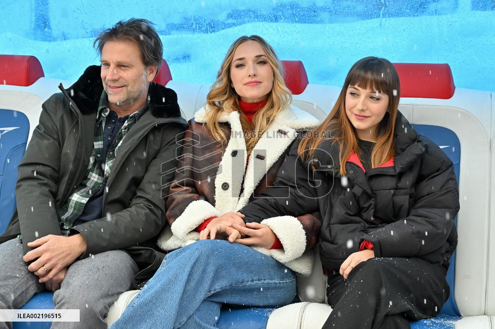 27th Alpe D Huez Festival Photocall Allez Ma Fille