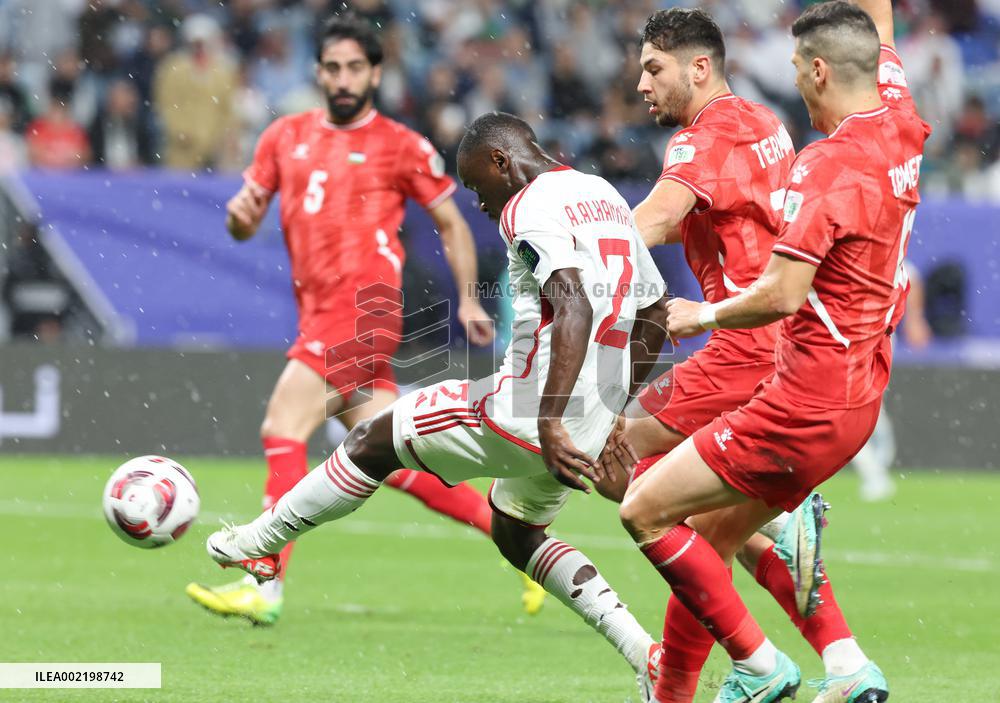 (SP)QATAR-DOHA-FOOTBALL-AFC ASIAN CUP-GROUP C-PALESTINE VS UNITED ARAB EMIRATES
