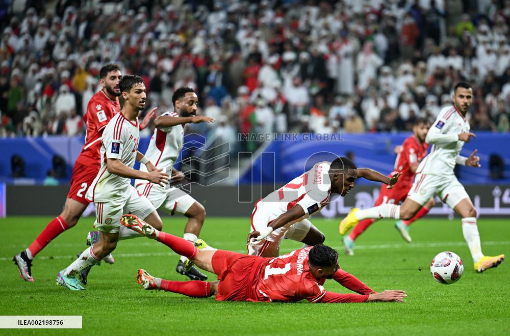 (SP)QATAR-DOHA-FOOTBALL-AFC ASIAN CUP-GROUP C-PALESTINE VS UNITED ARAB EMIRATES