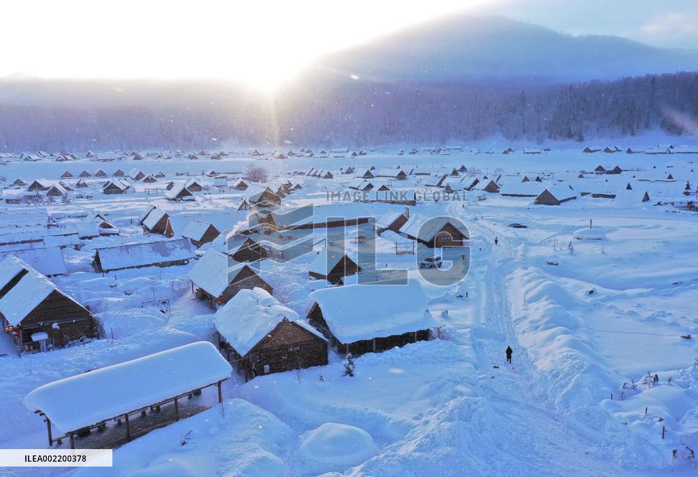 CHINA-XINJIANG-ALTAY-HEMU VILLAGE-SNOW SCENERY (CN)
