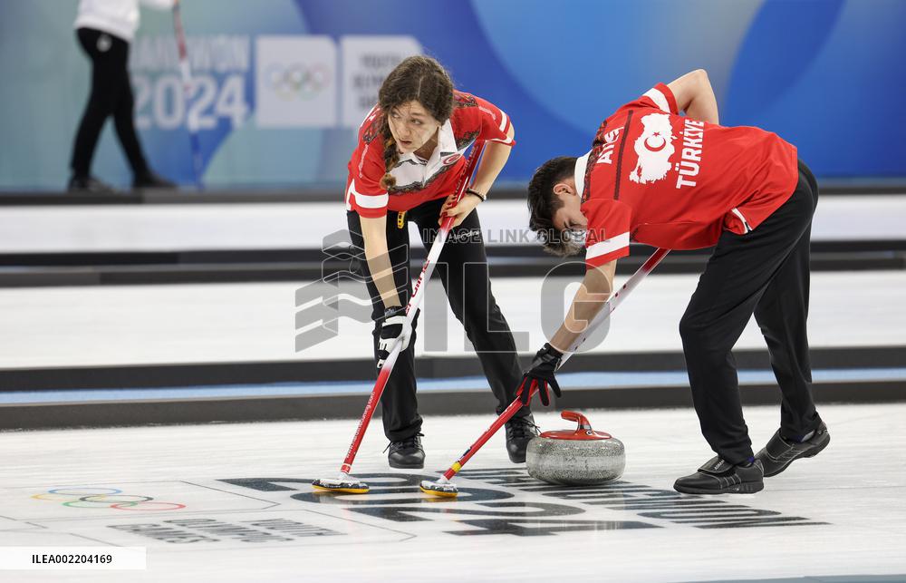 (SP)SOUTH KOREA-GANGNEUNG-WINTER YOUTH OLYMPIC GAMES-CURLING-MIXED TEAM ROUND ROBIN SESSION-TUR VS CHN