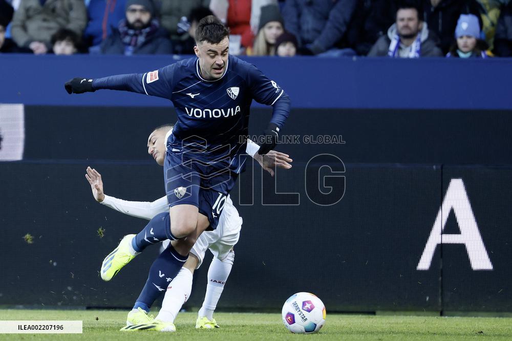 (SP)GERMANY-BOCHUM-FOOTBALL-BUNDESLIGA-BOCHUM VS STUTTGART
