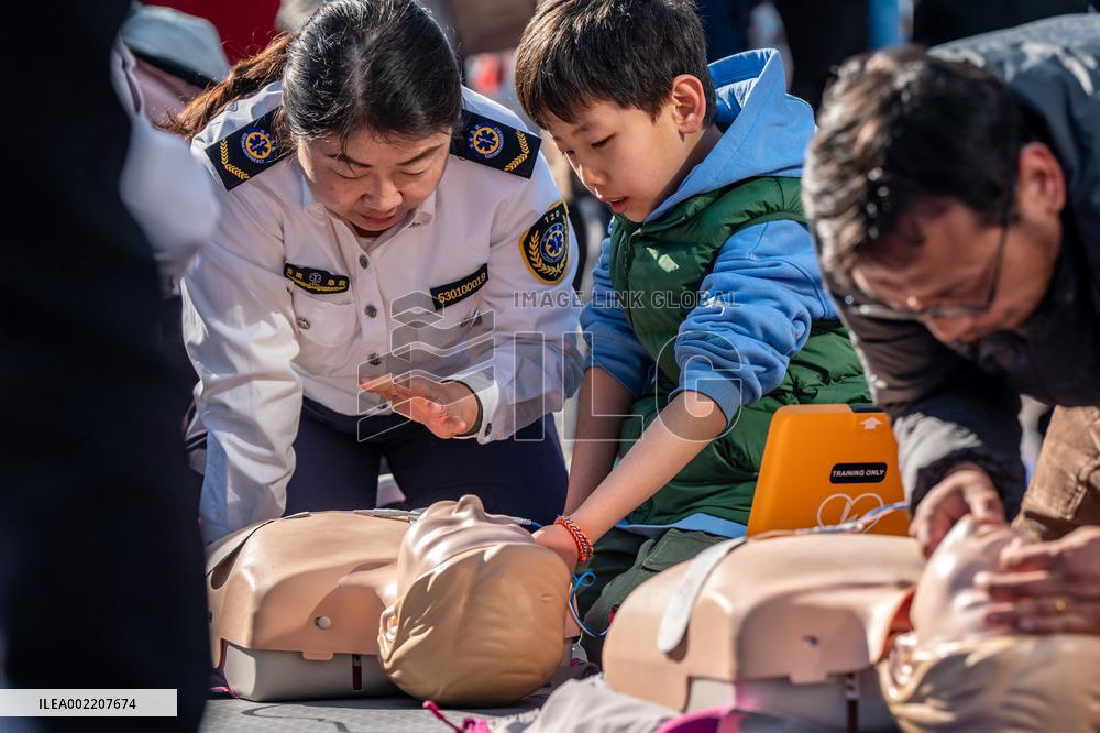 XINHUA PHOTOS OF THE DAY