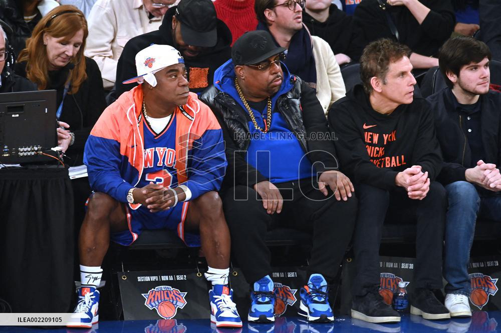 Celebs At Knicks Game - NY