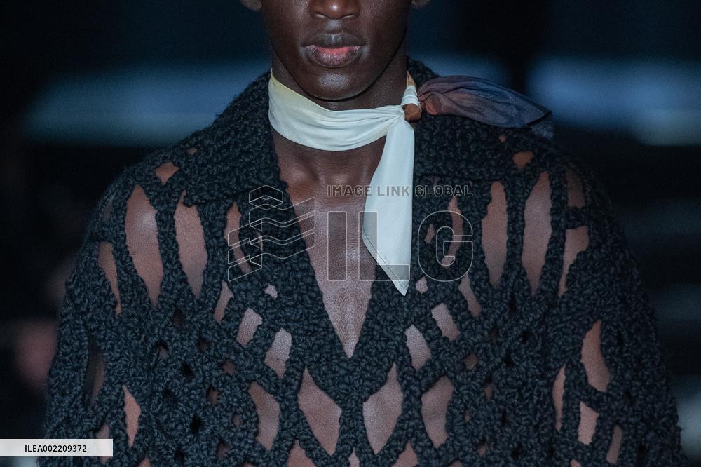 PFW Taak Runway