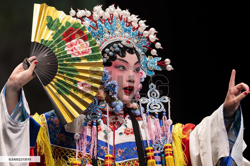 CANADA-ONTARIO-RICHMOND HILL-CHINESE OPERA GALA