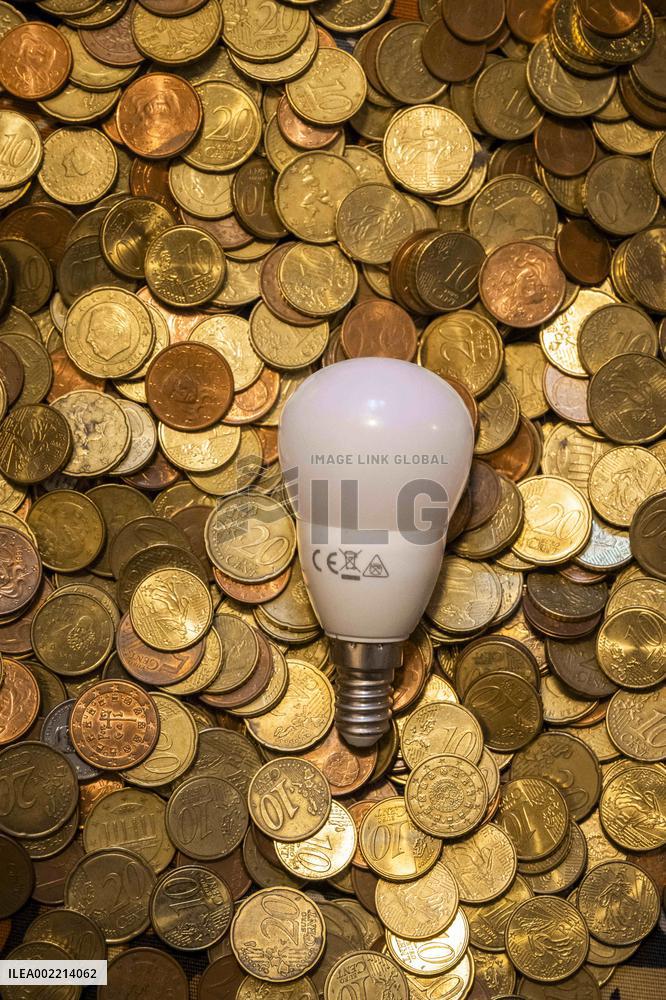 Electricity Illustration - Paris