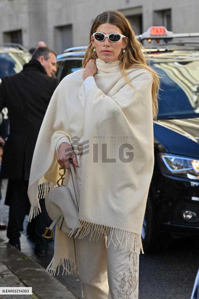 PFW Dior Outside Arrivals