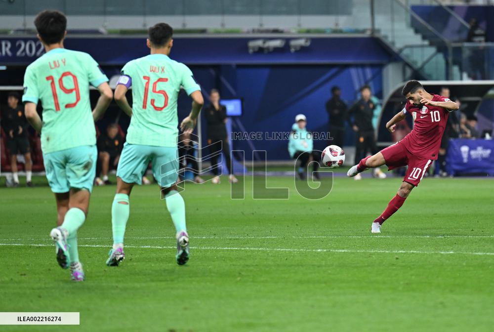 (SP)QATAR-DOHA-FOOTBALL-AFC ASIAN CUP-GROUP A-QATAR VS CHINA