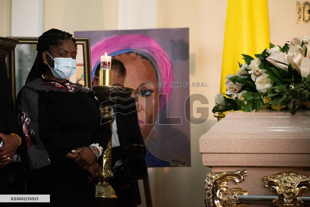 Wake for Piedad Cordoba at Colombian Congress