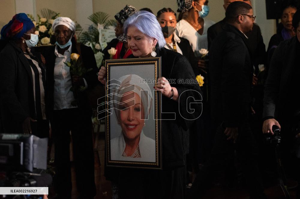 Wake for Piedad Cordoba at Colombian Congress
