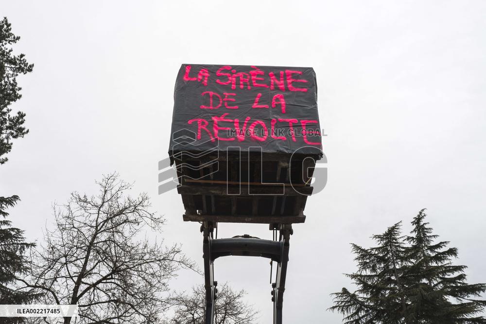 Farmers Block Golfech Nuclear Power Station - South Western France