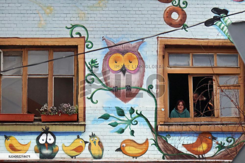 Aftermath of morning rocket attack on Kyiv