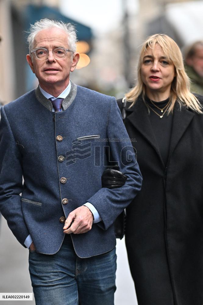 PFW Stephane Rolland Outside Arrivals
