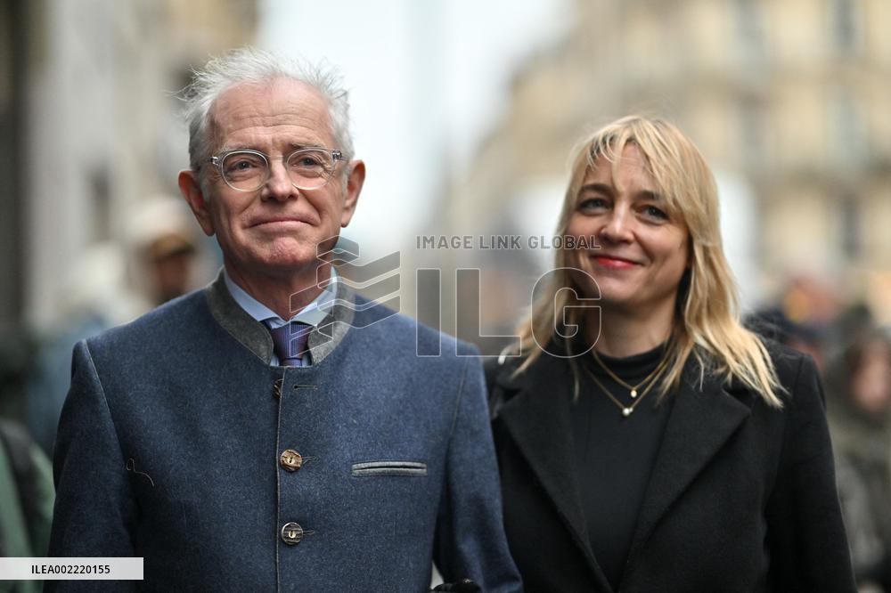 PFW Stephane Rolland Outside Arrivals